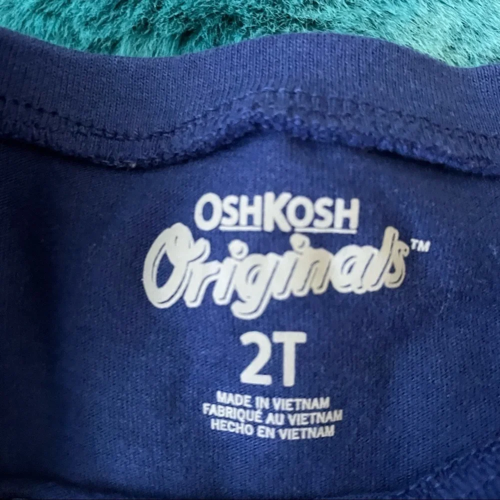 OshKosh B’gosh Toddler Girl Long Sleeve Graphic Tee Size 2T